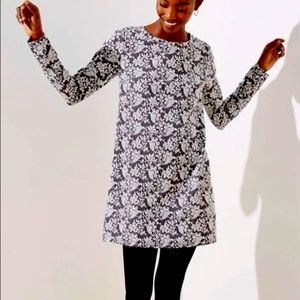 Loft Gray & White Floral Damask Textured Knit Long Sleeve Dress, size Petite XXS